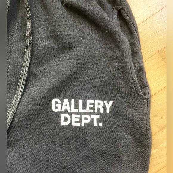 Gallery Dept Flared Sweats - Picture 3 of 5